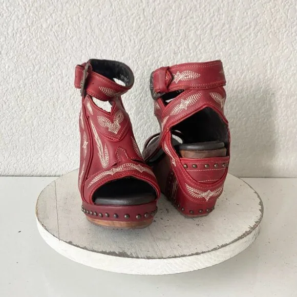 Lane Boots LEXINGTON Womens Red Wedges 7.5 Western Sandals Cowgirl Wooden Heels - Picture 11 of 11